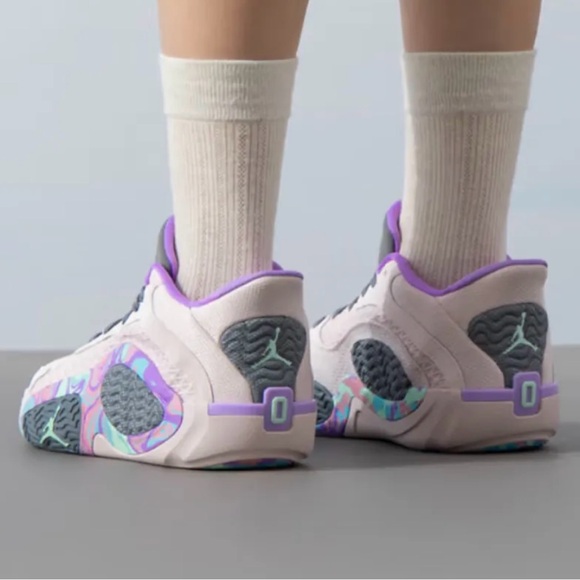 Jordan Kids' Grade School Tatum 2 Sidewalk Chalk Basketball Shoes FJ6459-600 - Picture 5 of 6